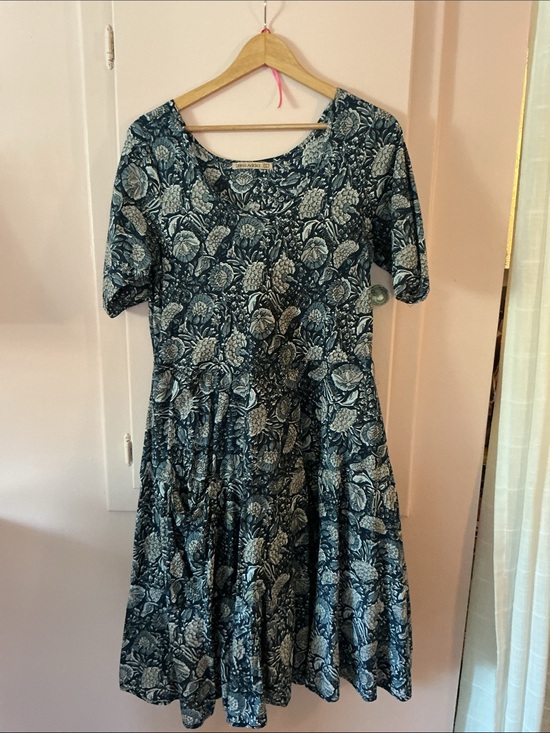 Dress Addict Dresses & Skirts - Dress Addict 100% Cotton Floral Midi Dress Large